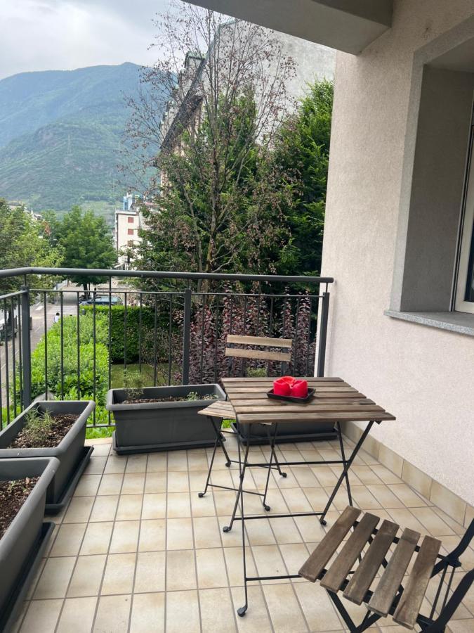 Da Emma E Carlo - Homy Apt. Tirano Exterior photo